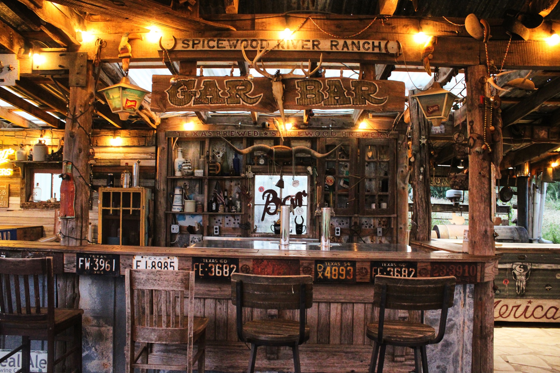 The Gar Bar